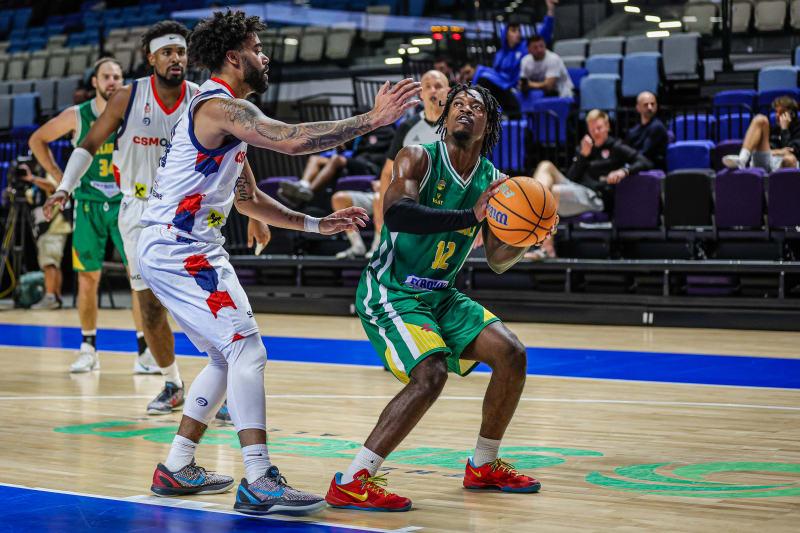CSM CSU Raiffeisen Oradea-Πετρολίνα ΑΕΚ 95-87  
