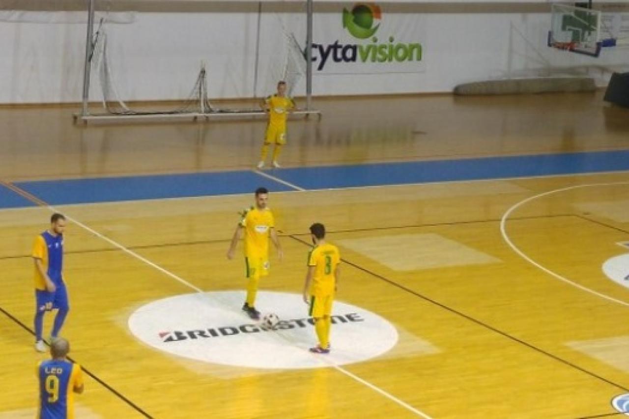 AEK FUTSAL: Εντός έδρας ήττα από ΑΠΟΕΛ